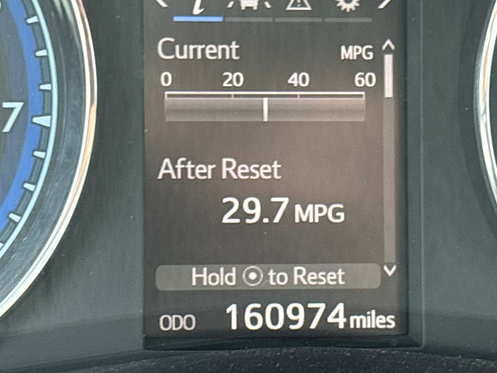 Used 2018 Toyota Corolla SE FWD image 21