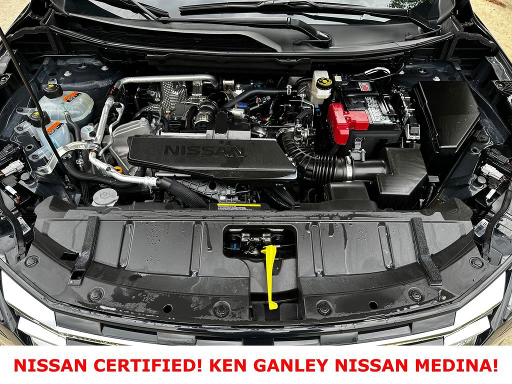 Certified 2026 Nissan Rogue SV AWD/4WD image 23