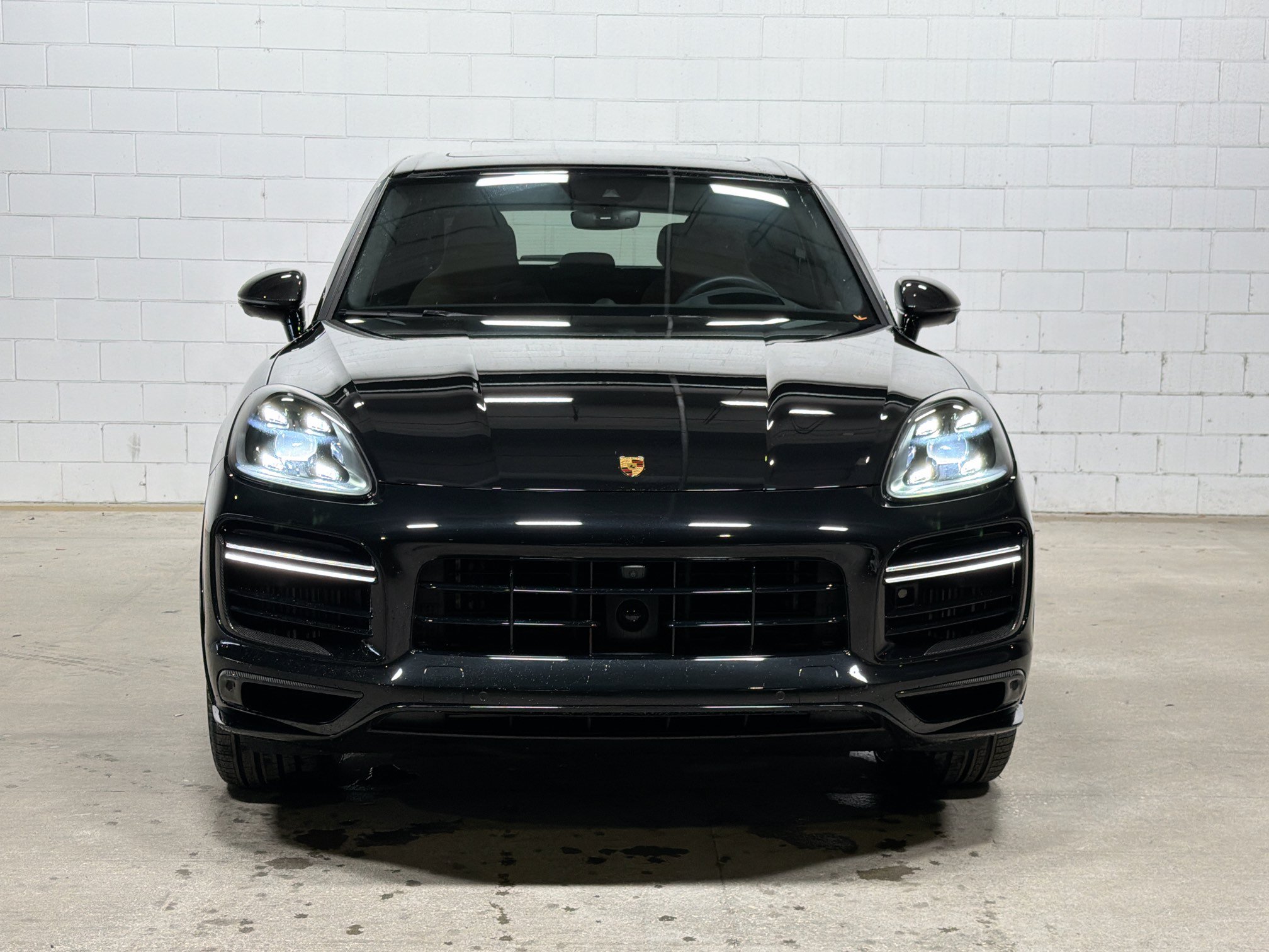 Certified 2023 Porsche Cayenne Turbo AWD/4WD image 9