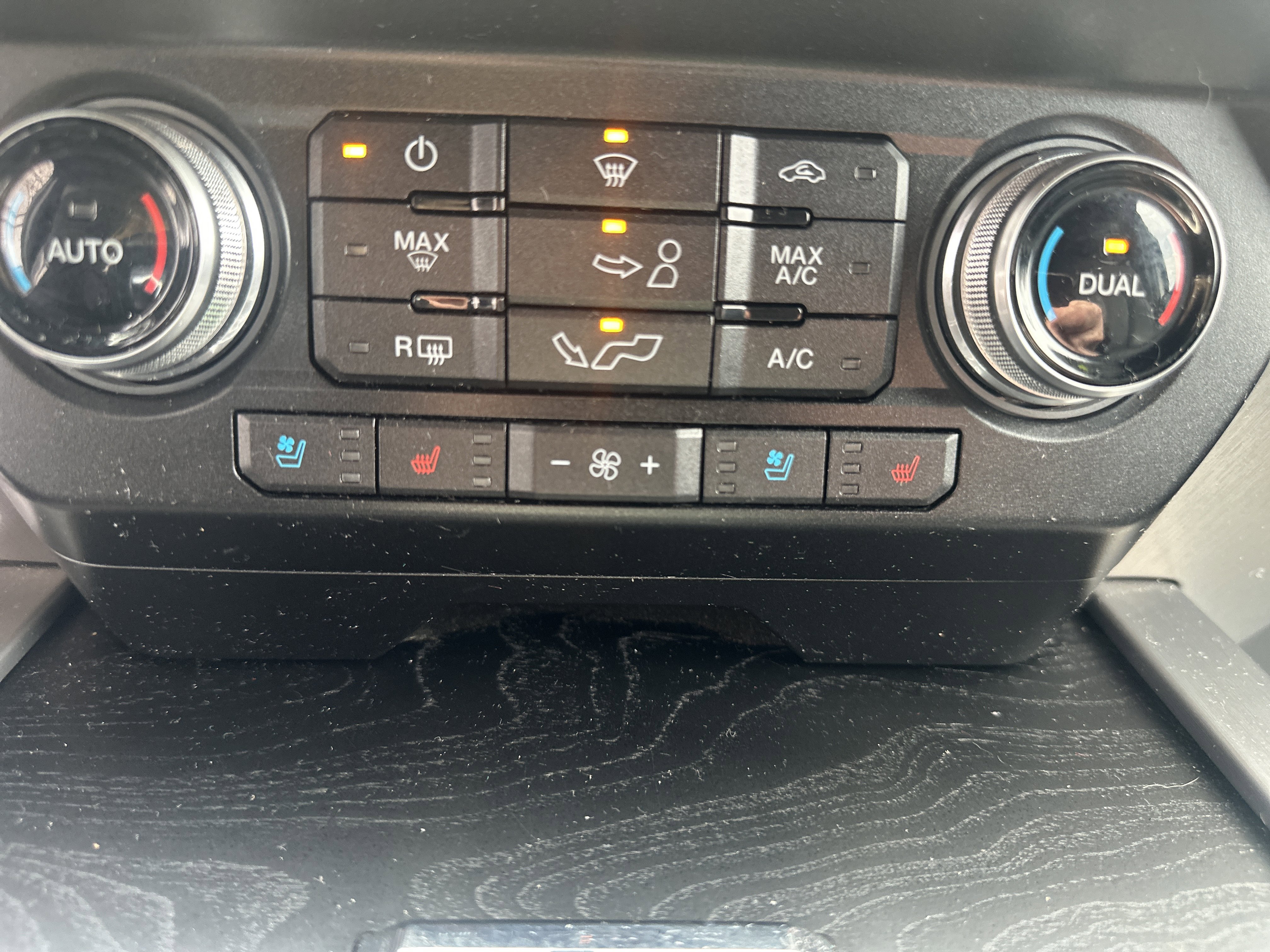 Used 2019 Ford F150 Platinum image 29