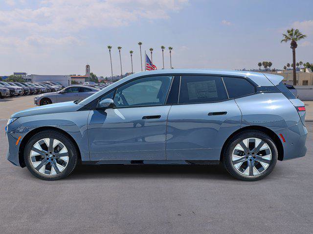 New 2026 BMW iX xDrive60 w/ Premium Package image 8