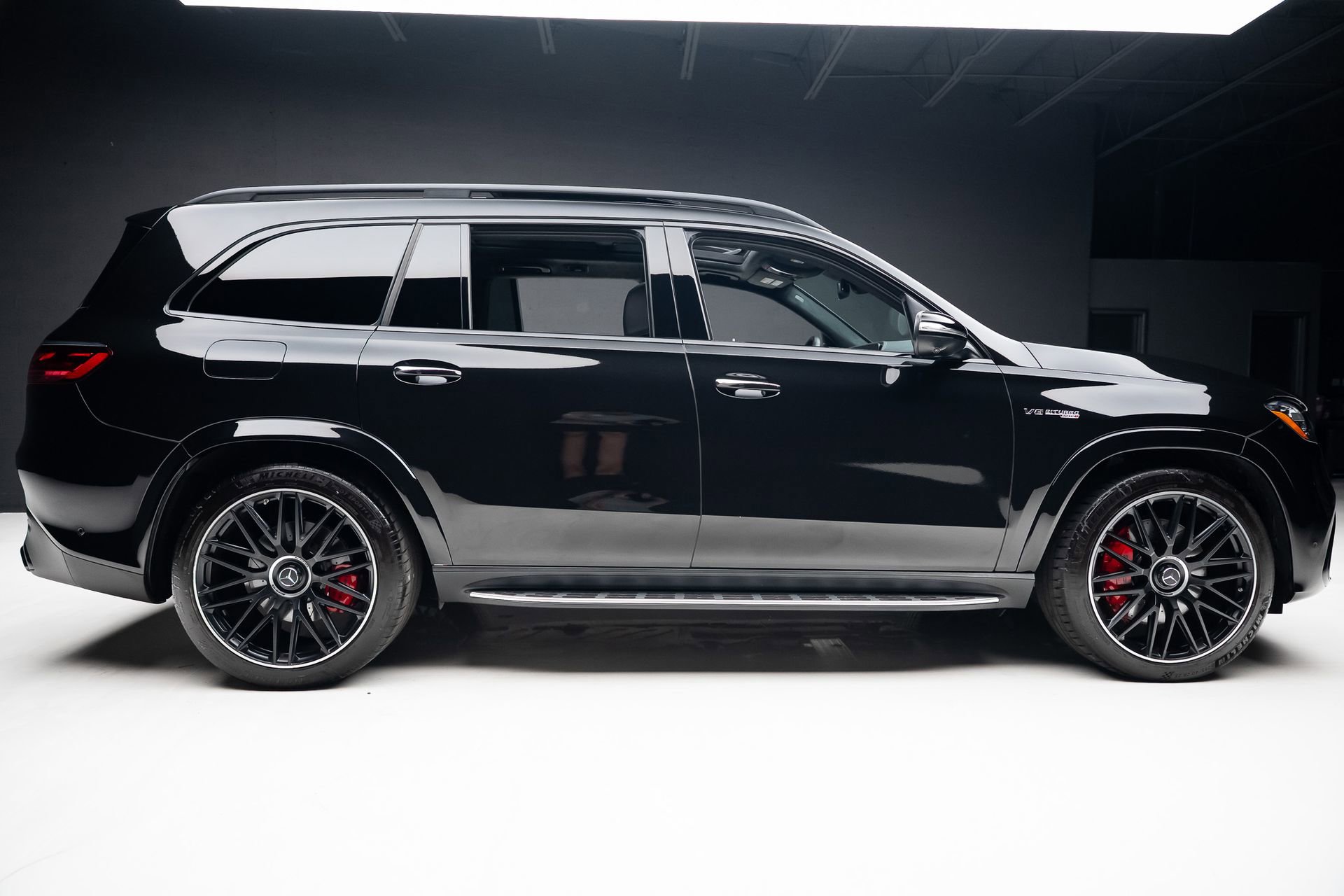 Used 2024 Mercedes-Benz GLS 63 AMG 4MATIC image 39