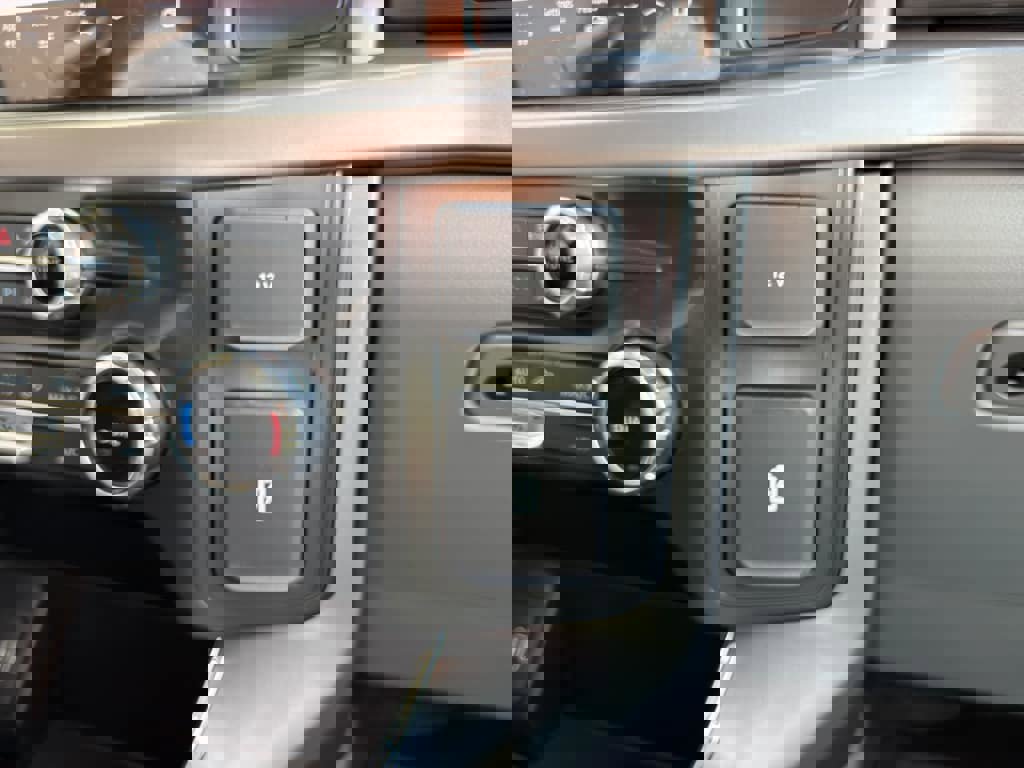 New 2026 Ford F150 XLT w/ XLT Chrome Appearance Package image 37