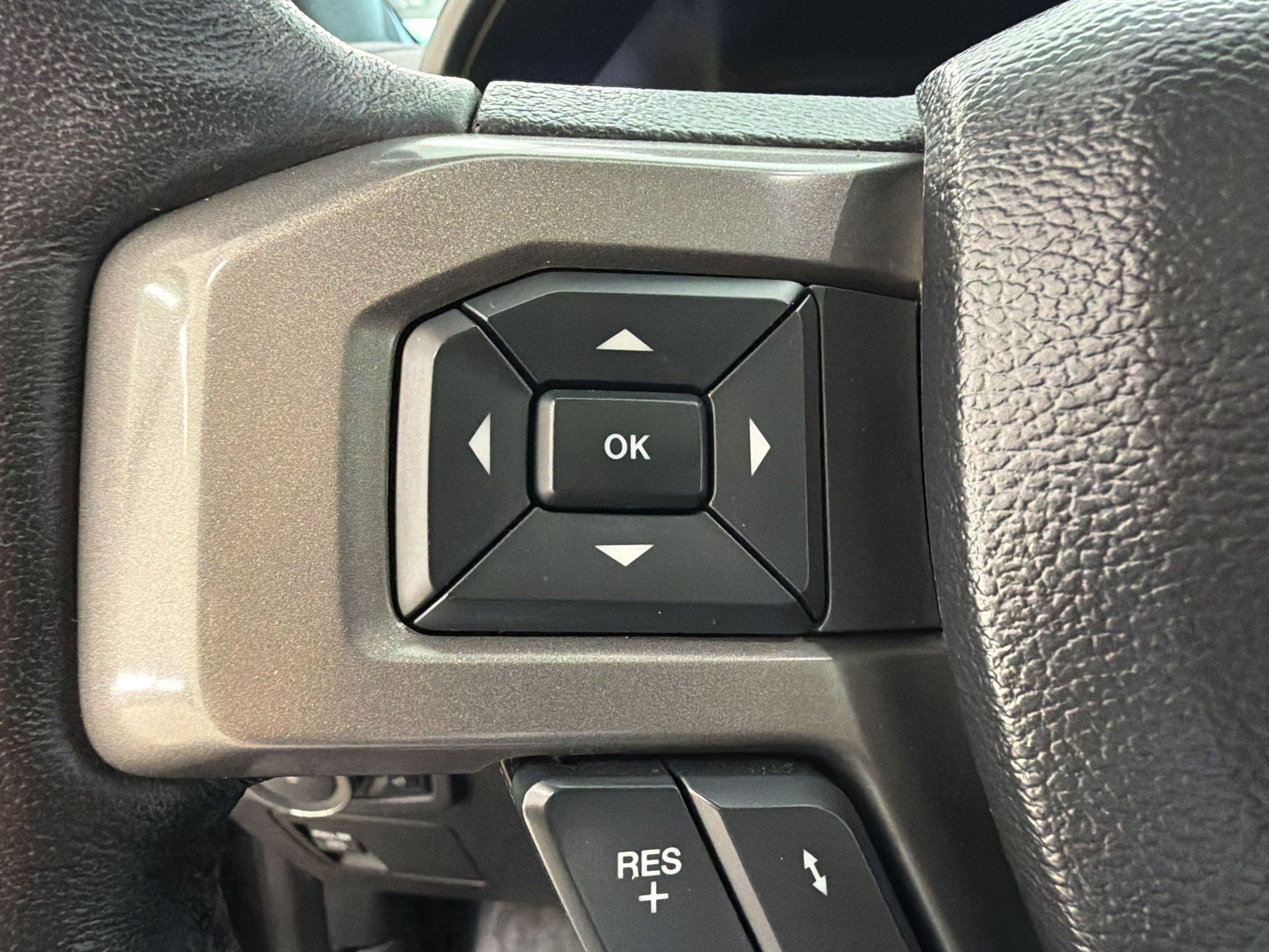Used 2021 Ford Expedition Max XLT RWD image 15