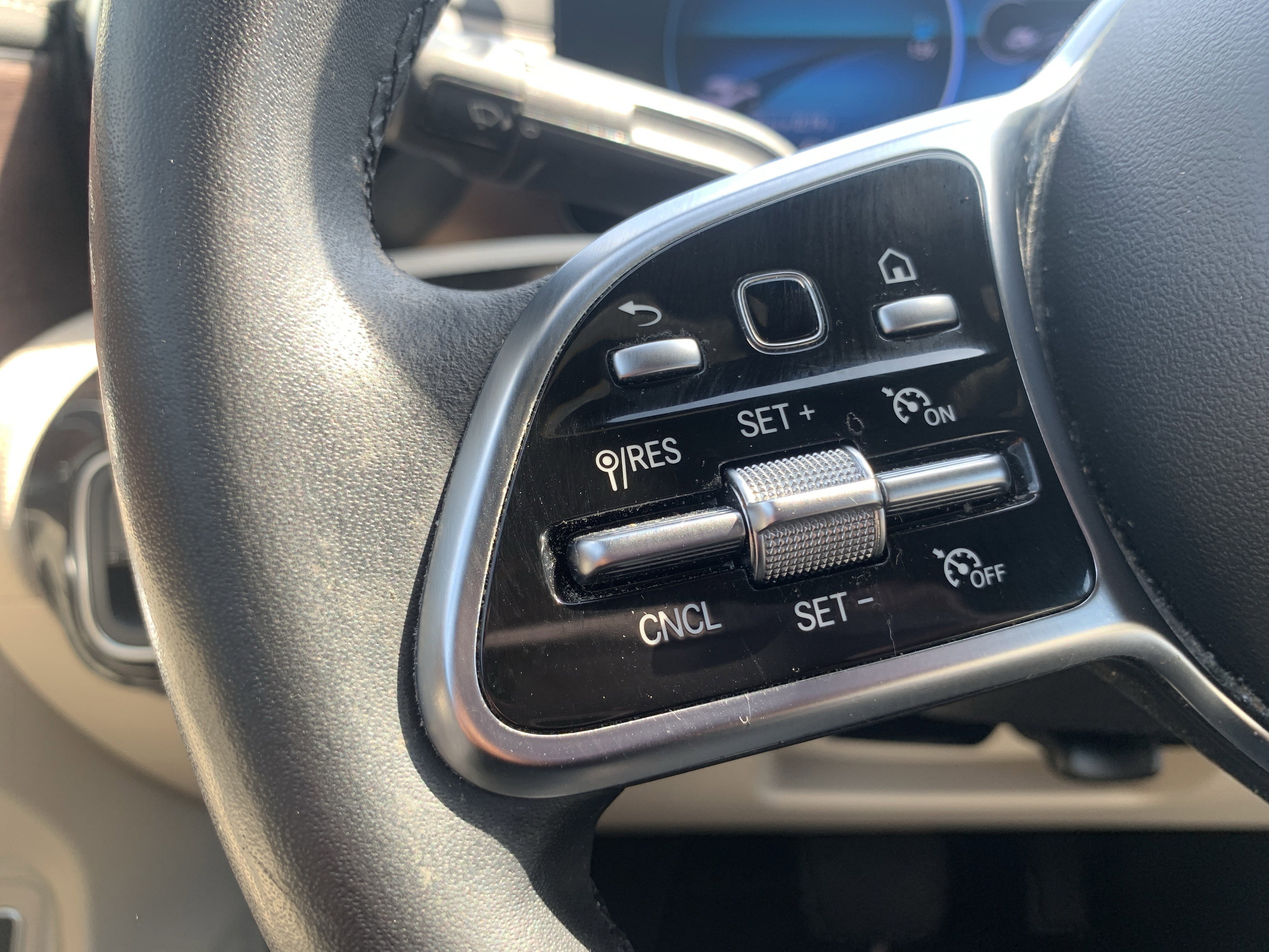 Used 2023 Mercedes-Benz CLA 250 image 19