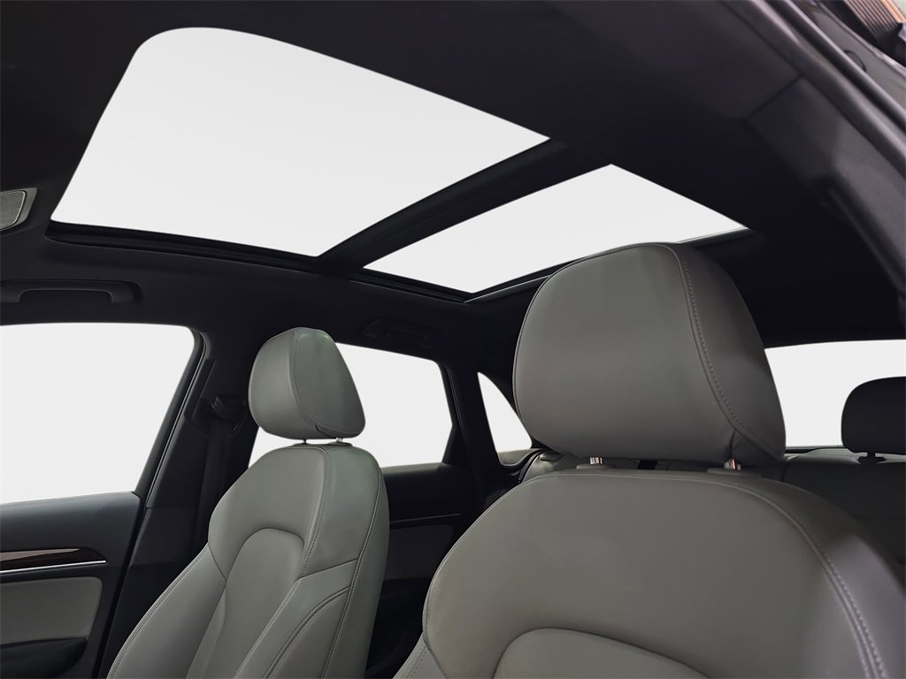 Used 2018 Audi Q3 2.0T Premium Plus w/ Premium Plus Package image 28