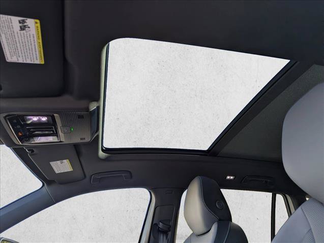 New 2026 Volkswagen Tiguan SE R-Line FWD image 22