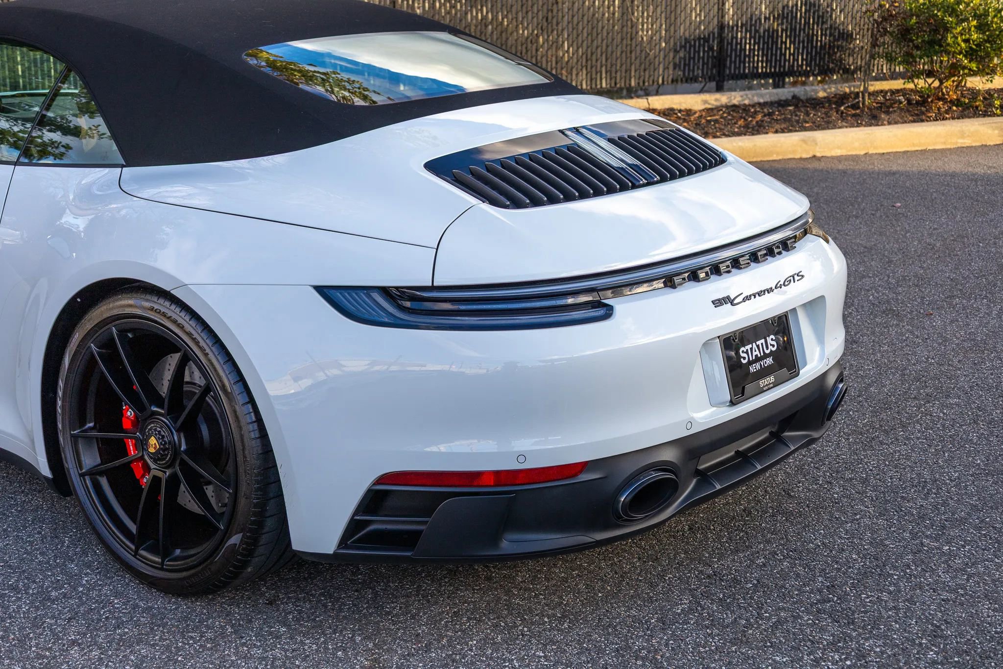 Used 2024 Porsche 911 Carrera 4 GTS image 40