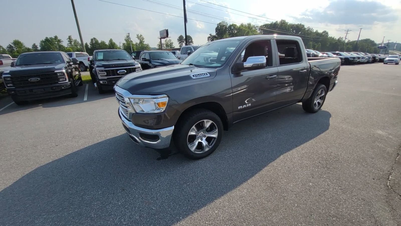 Used 2024 RAM 1500 Laramie video 2