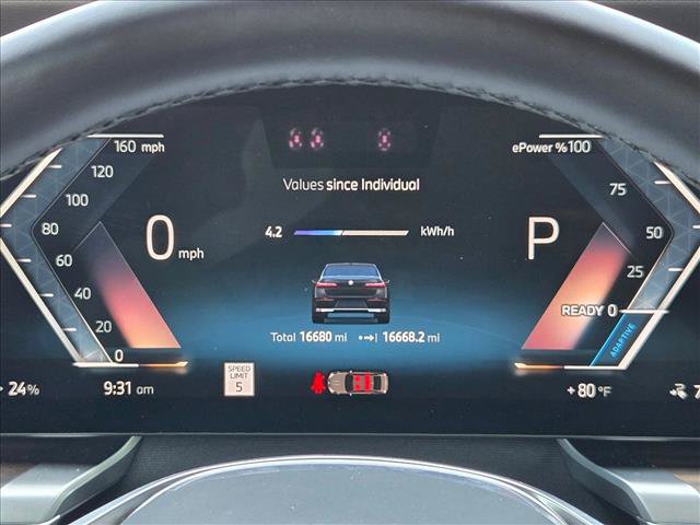 Used 2025 BMW i7 xDrive60 AWD/4WD image 15