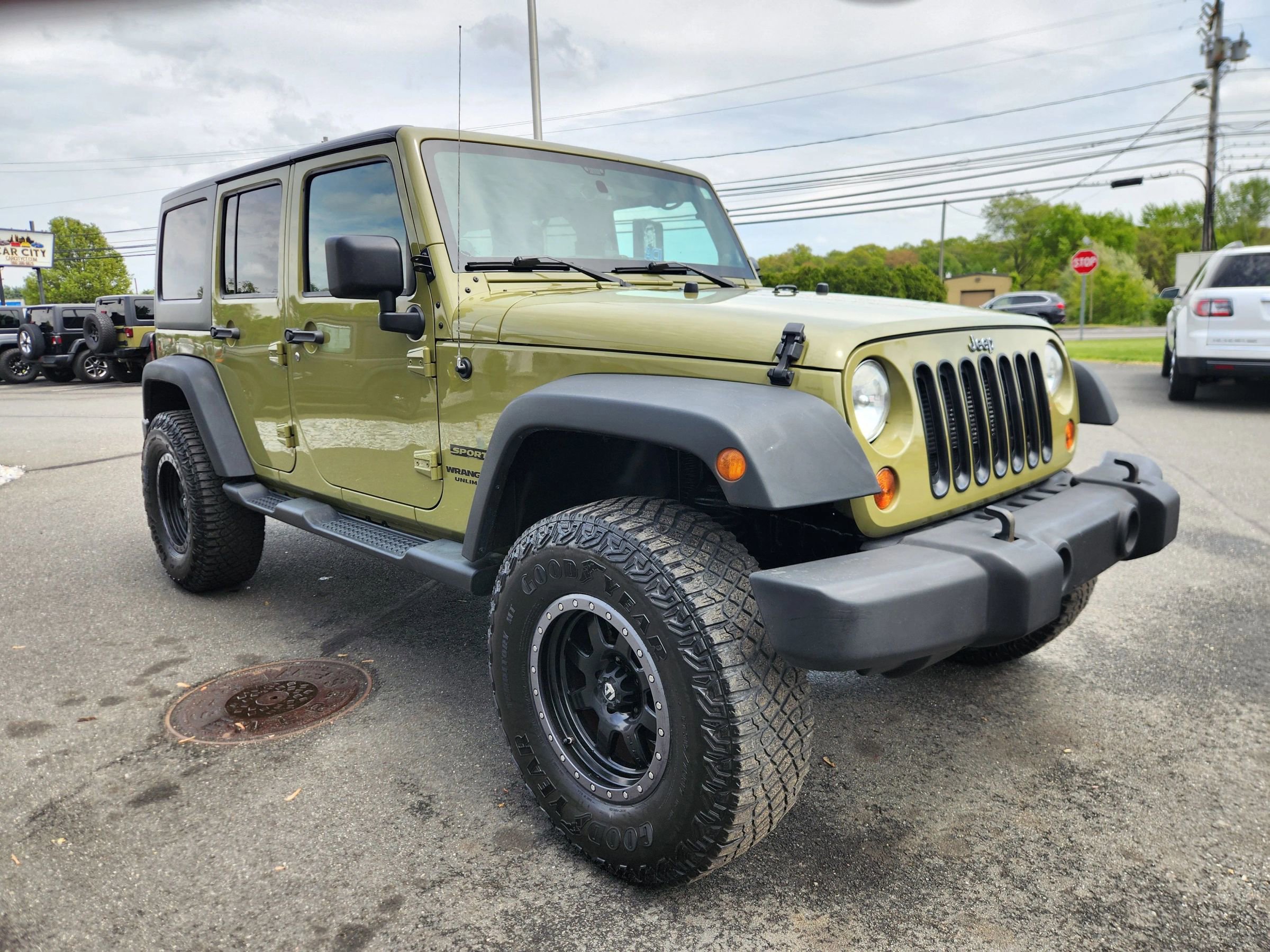 Used 2013 Jeep Wrangler Unlimited Sport AWD/4WD image 22