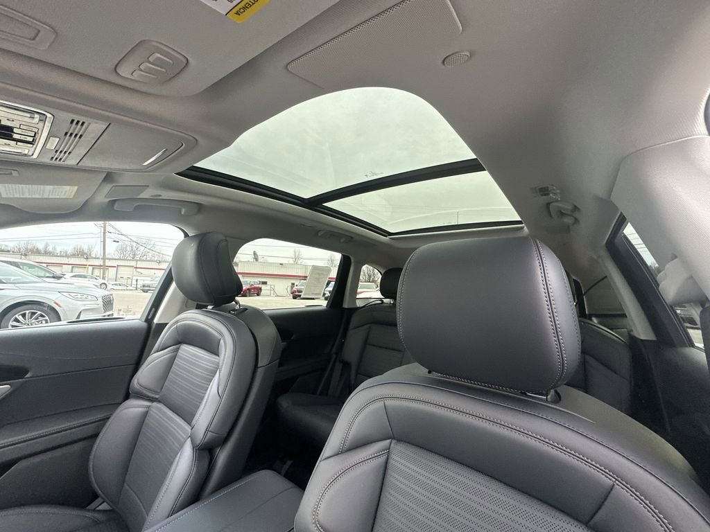 New 2026 Lincoln Nautilus Reserve image 22