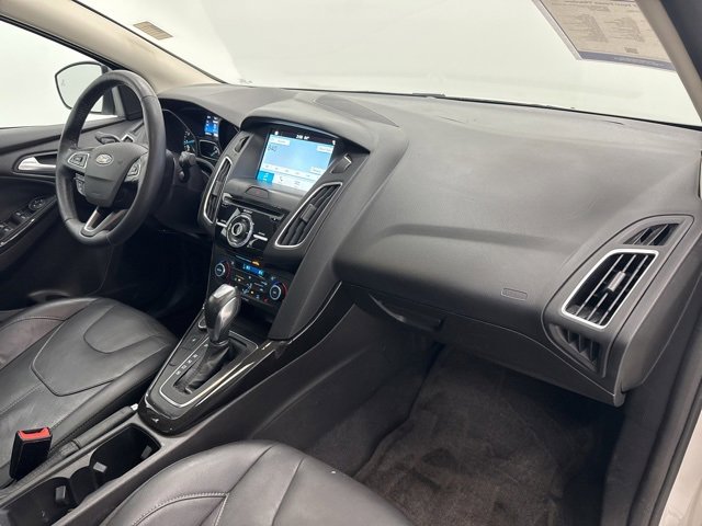 Used 2017 Ford Focus Titanium w/ Titanium Technology Package image 24