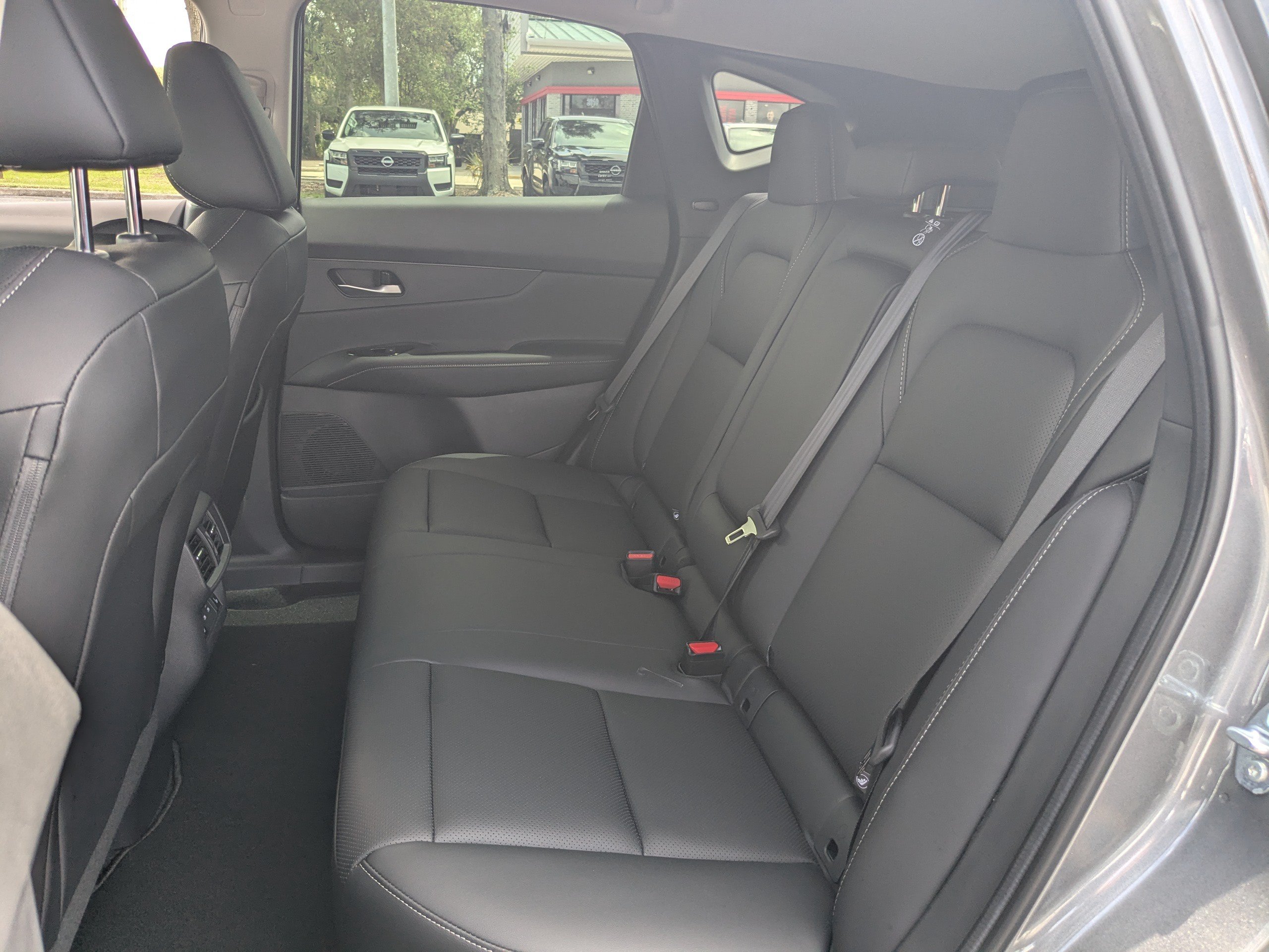 New 2026 Nissan Murano SL w/ Comfort Package AWD/4WD image 13