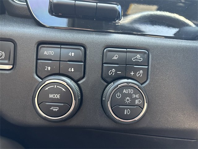 Used 2024 Chevrolet Silverado 1500 ZR2 w/ Technology Package image 31