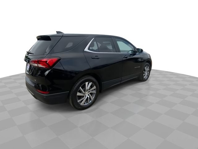 Used 2024 Chevrolet Equinox LT FWD image 2