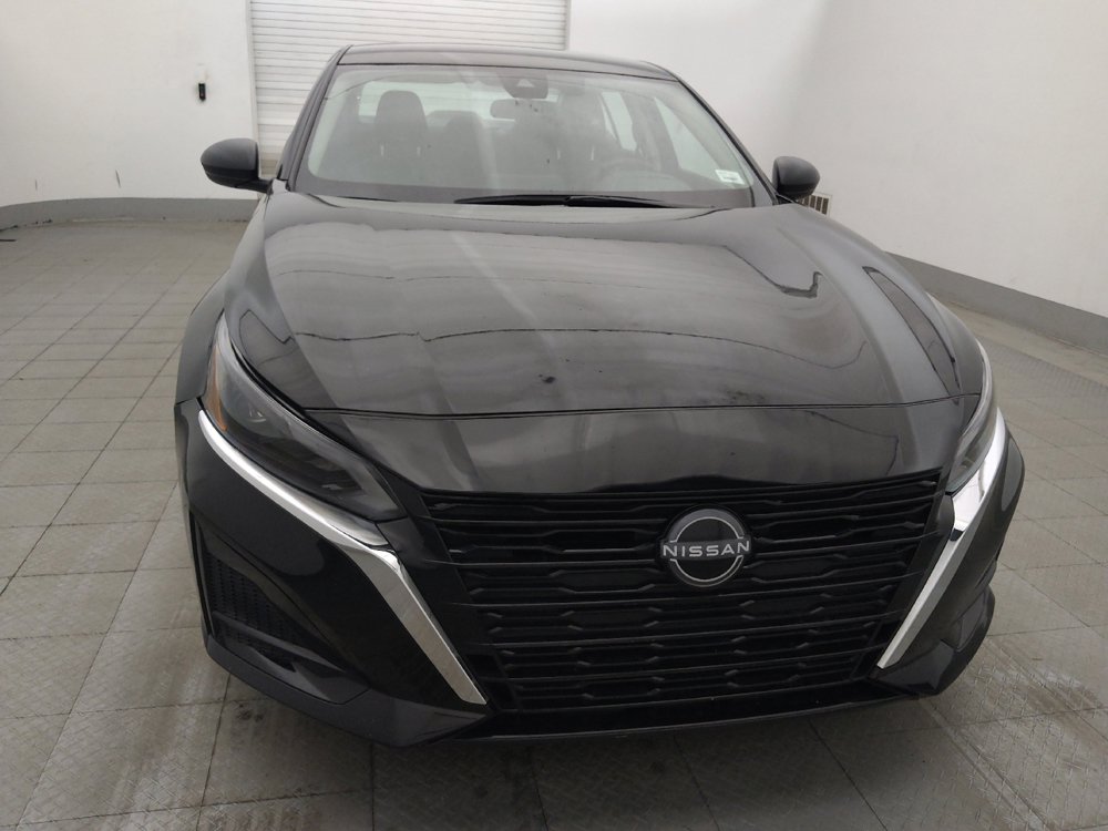 Used 2025 Nissan Altima 2.5 S FWD image 14