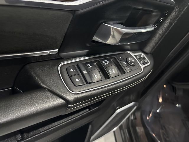 Used 2024 RAM 2500 Laramie image 13