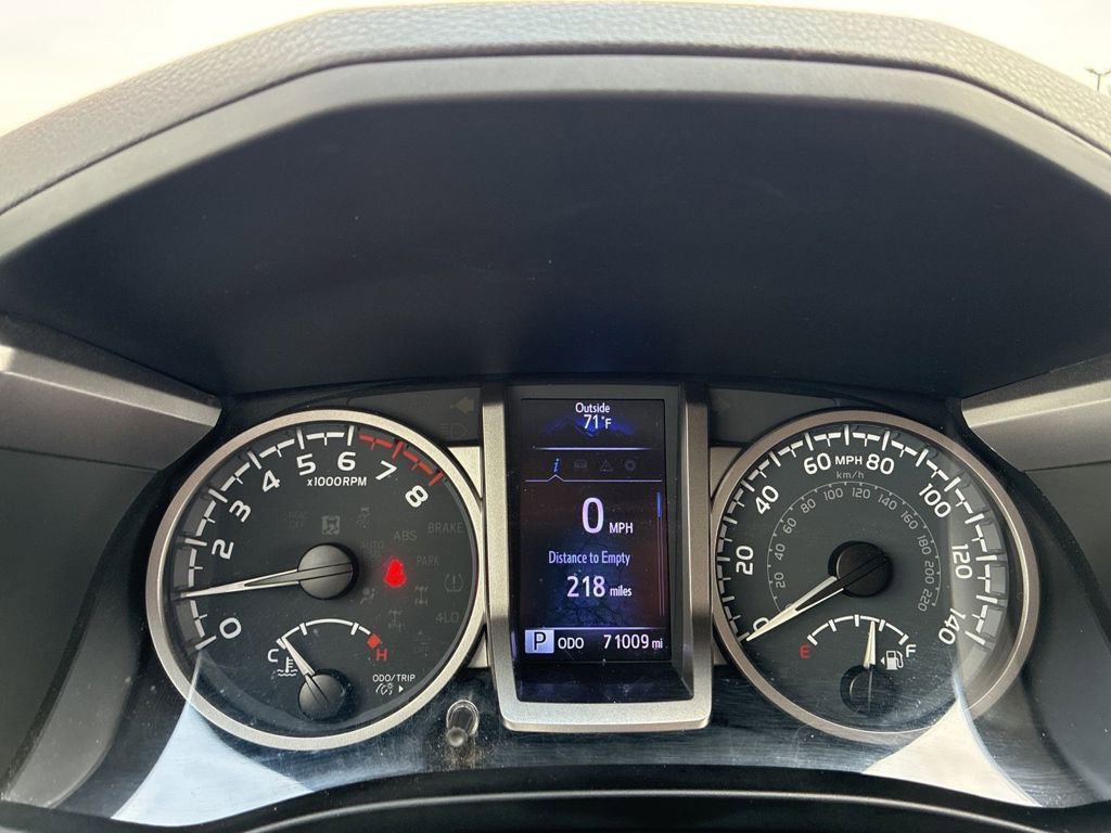 Used 2020 Toyota Tacoma SR5 AWD/4WD image 19