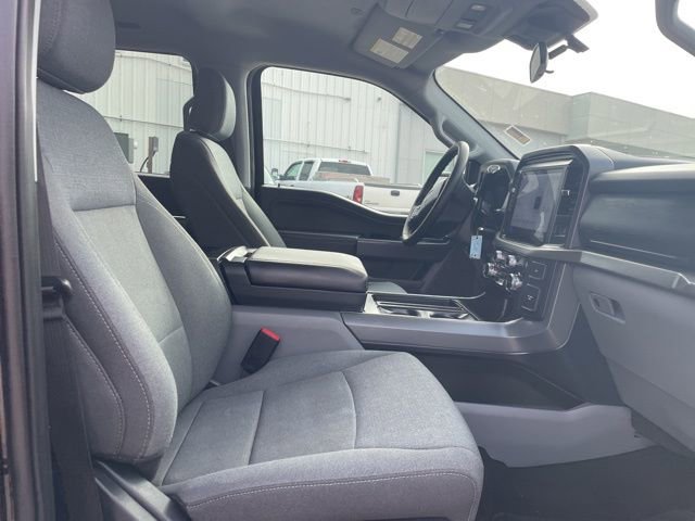 Used 2025 Ford F150 XLT w/ Equipment Group 301A Standard AWD/4WD image 9