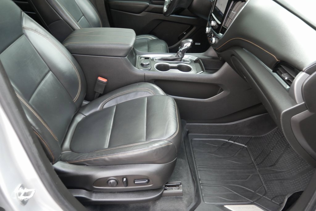 Used 2021 Chevrolet Traverse RS image 23
