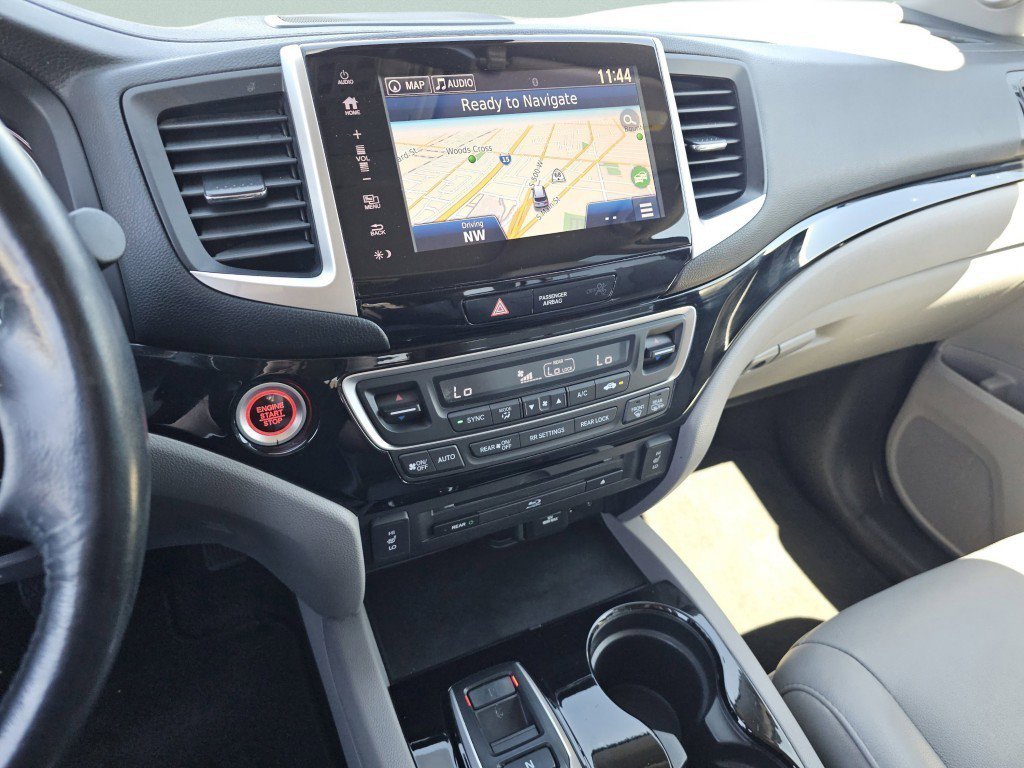 Used 2017 Honda Pilot Touring image 33
