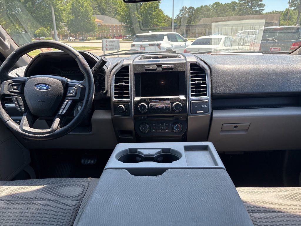 Used 2016 Ford F150 XLT w/ Equipment Group 302A Luxury AWD/4WD image 13
