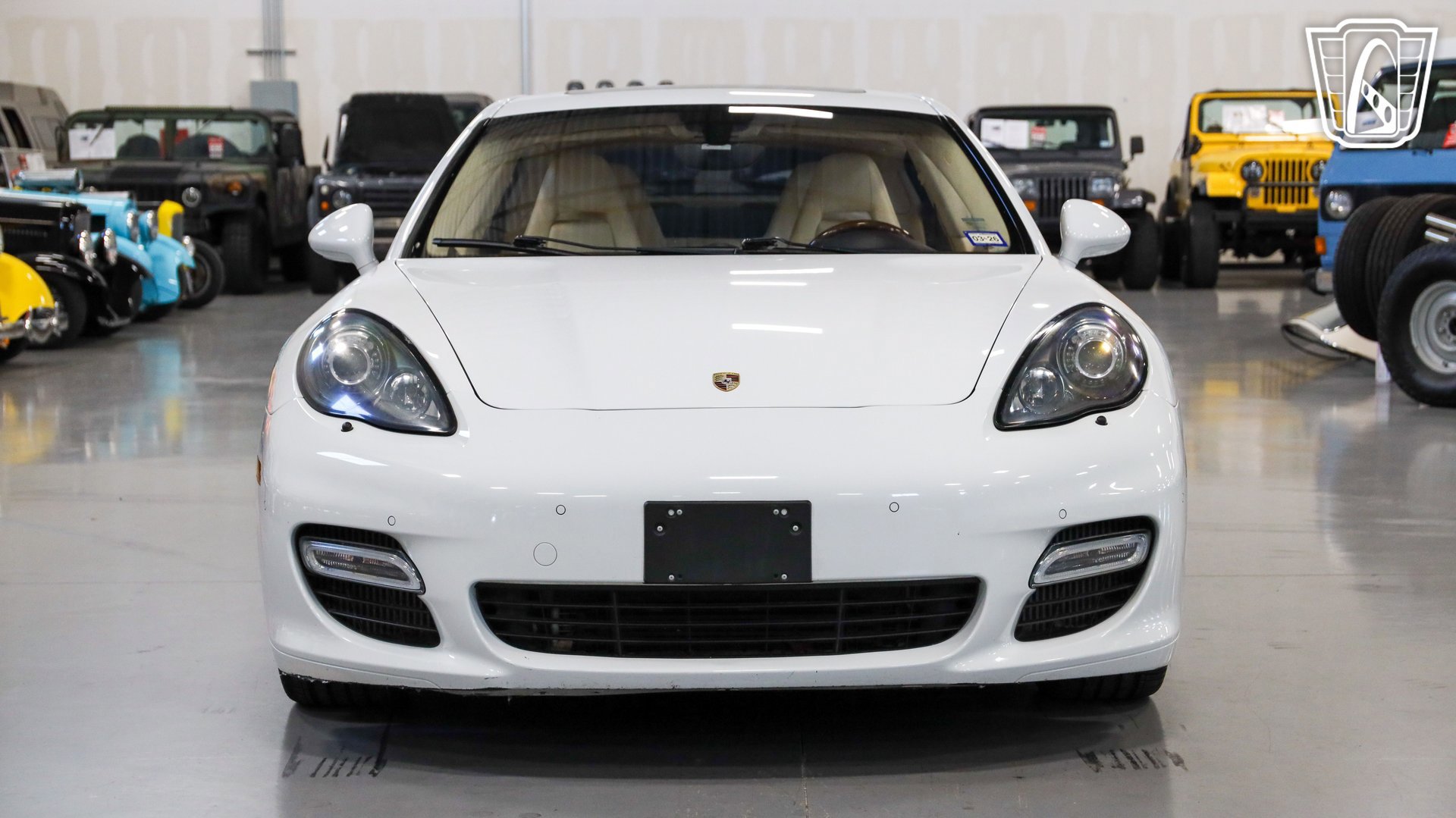 Used 2013 Porsche Panamera AWD/4WD image 4