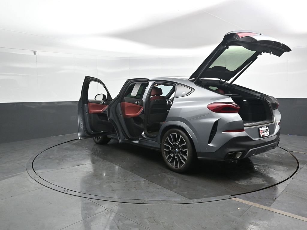 Used 2024 BMW X6 xDrive40i w/ Premium Package image 52