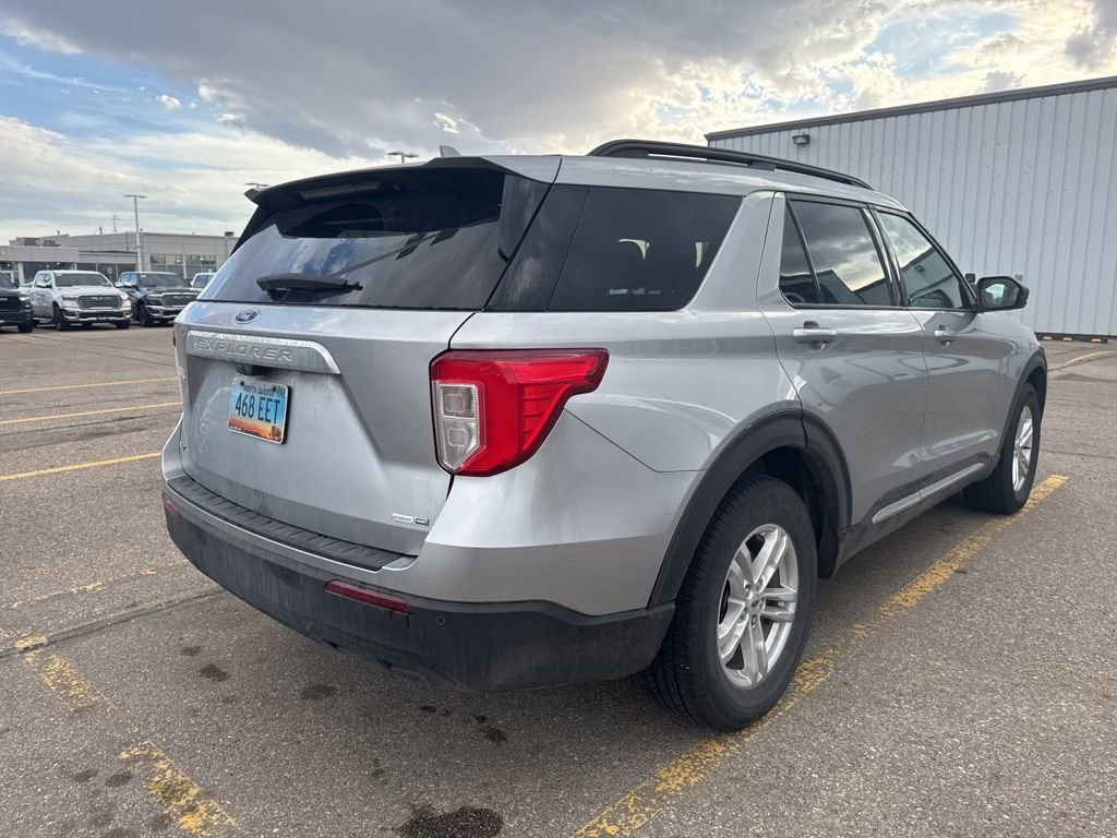 Used 2020 Ford Explorer XLT AWD/4WD image 8