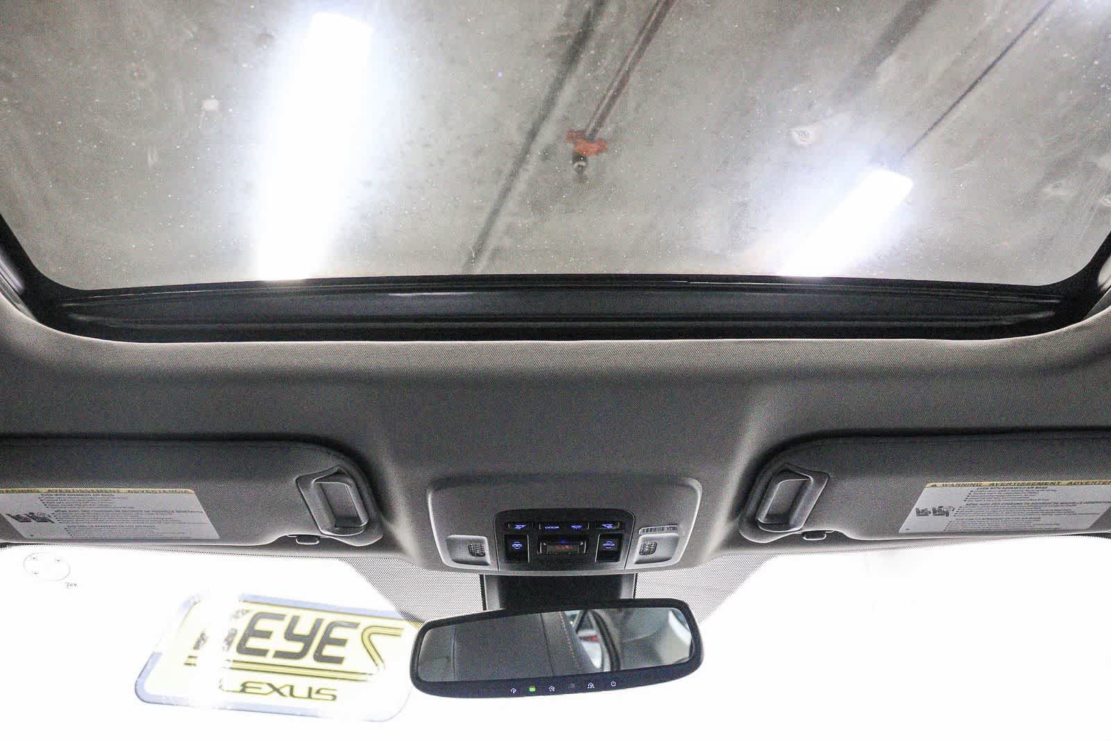 Used 2024 Toyota Camry XSE FWD image 12