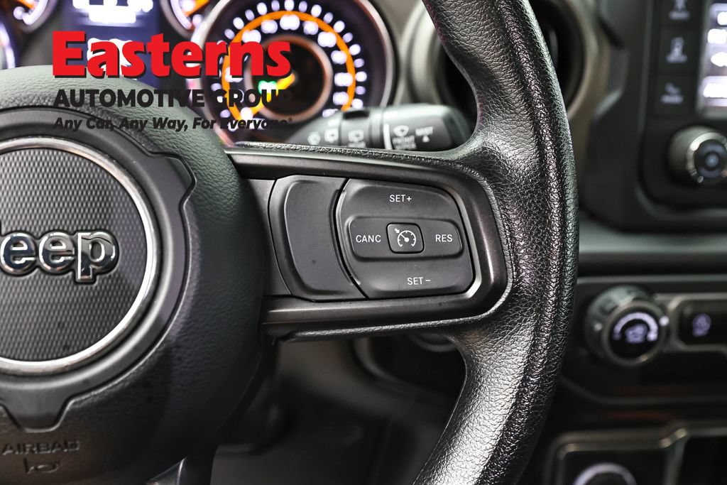 Used 2021 Jeep Wrangler Unlimited Sport AWD/4WD image 16