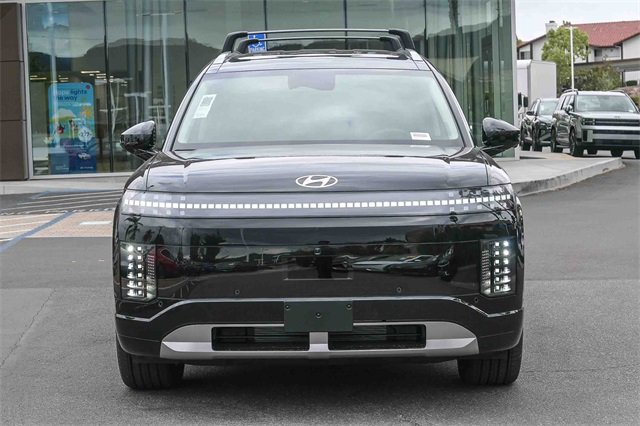 New 2026 Hyundai Ioniq 9 SEL image 2