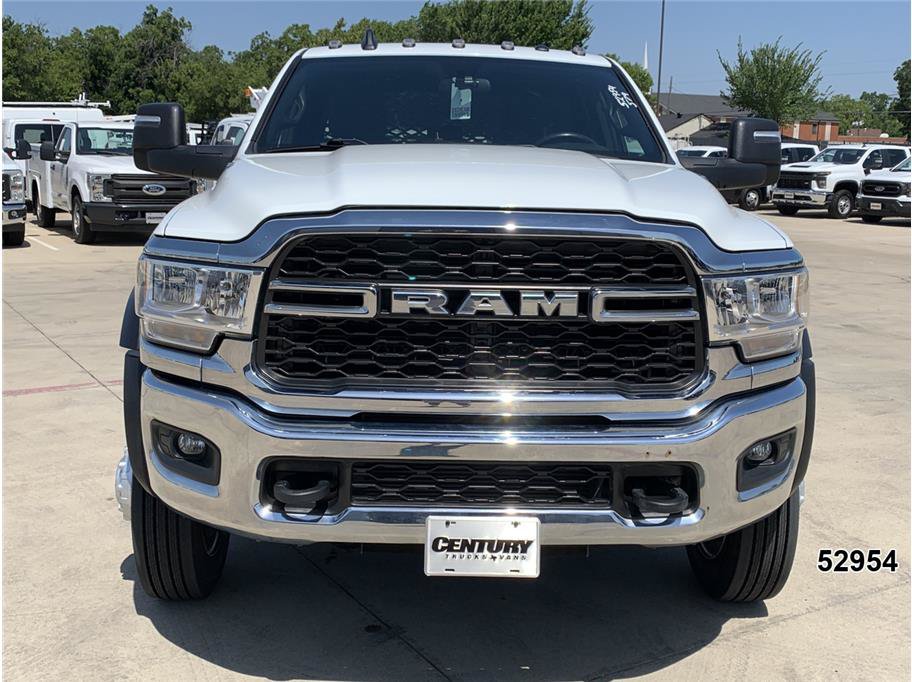Used 2023 RAM 5500 Tradesman w/ Chrome Appearance Group AWD/4WD image 10