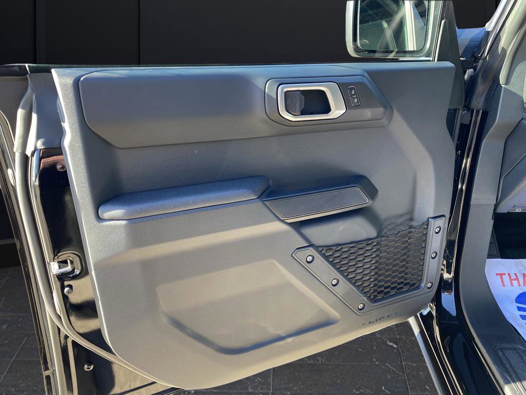 New 2025 Ford Bronco Big Bend w/ Black Diamond Package image 38