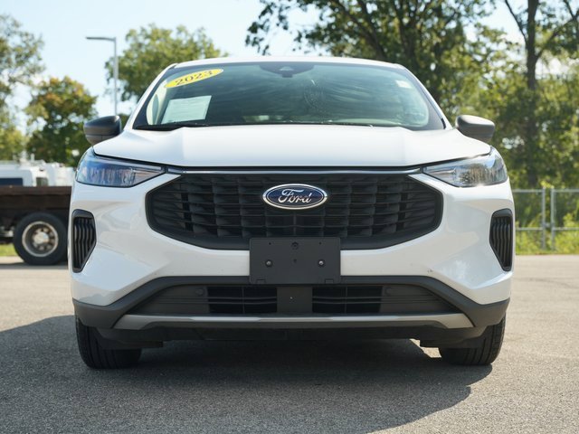 Used 2023 Ford Escape Active image 3