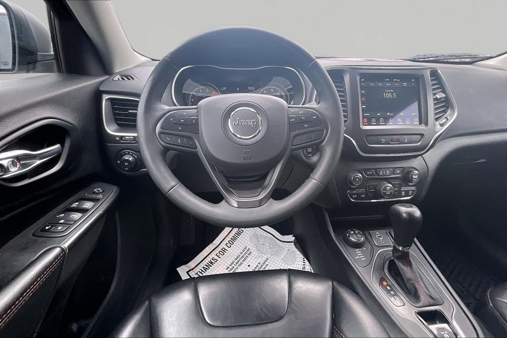 Used 2021 Jeep Cherokee Trailhawk AWD/4WD image 9