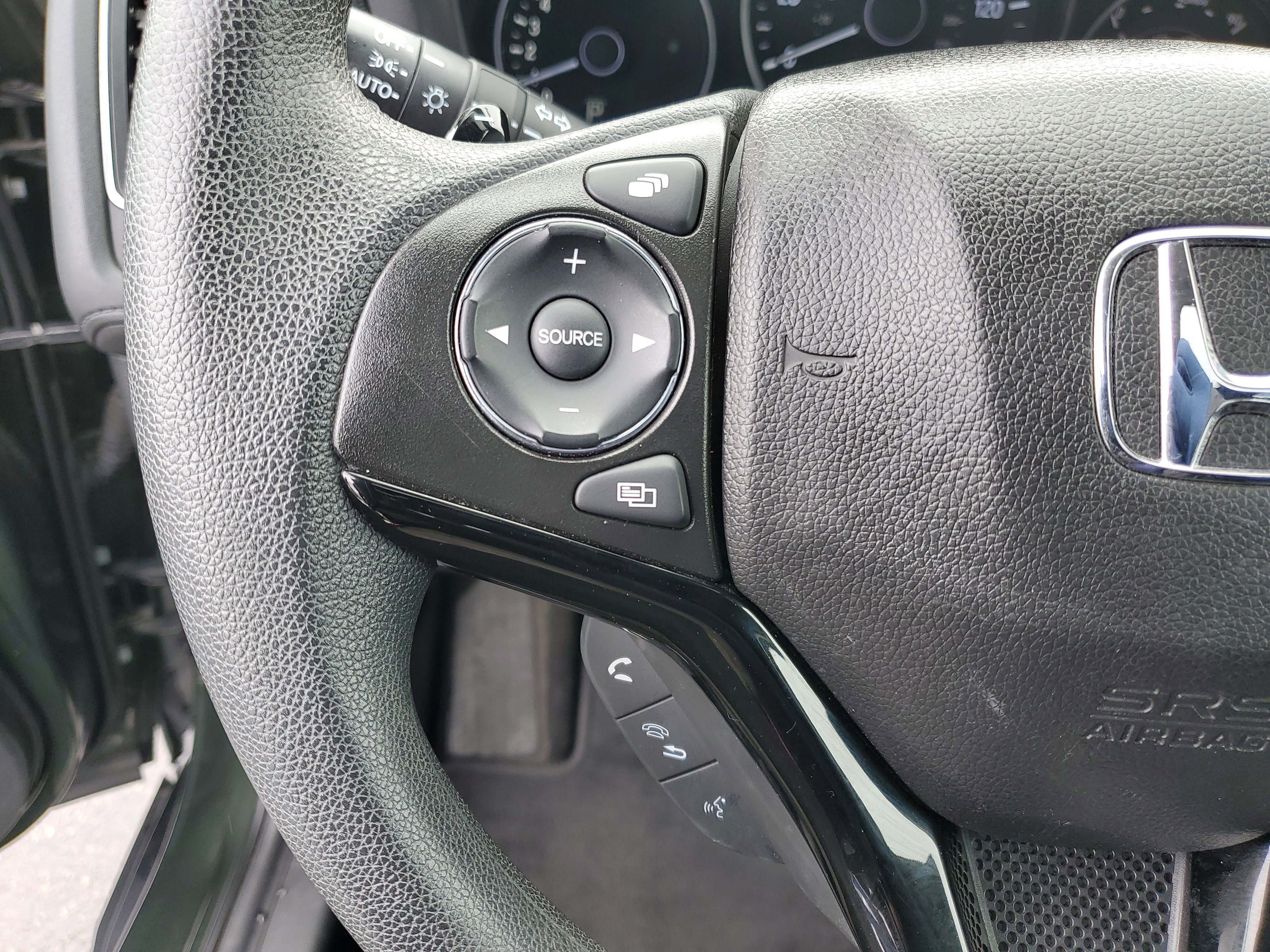 Used 2018 Honda HR-V EX image 20