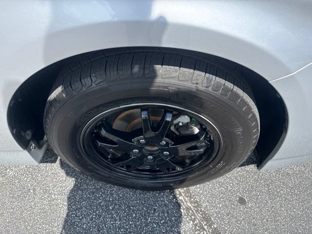 Used 2012 Toyota Prius Two FWD image 12