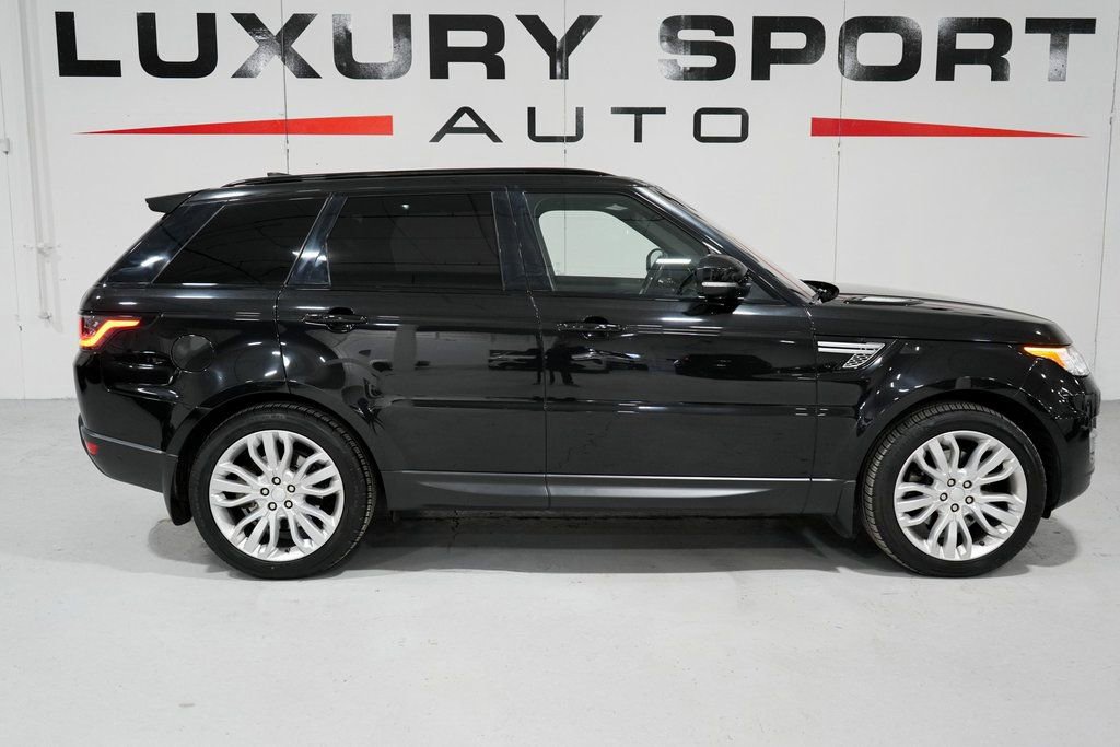 Used 2017 Land Rover Range Rover Sport HSE image 6