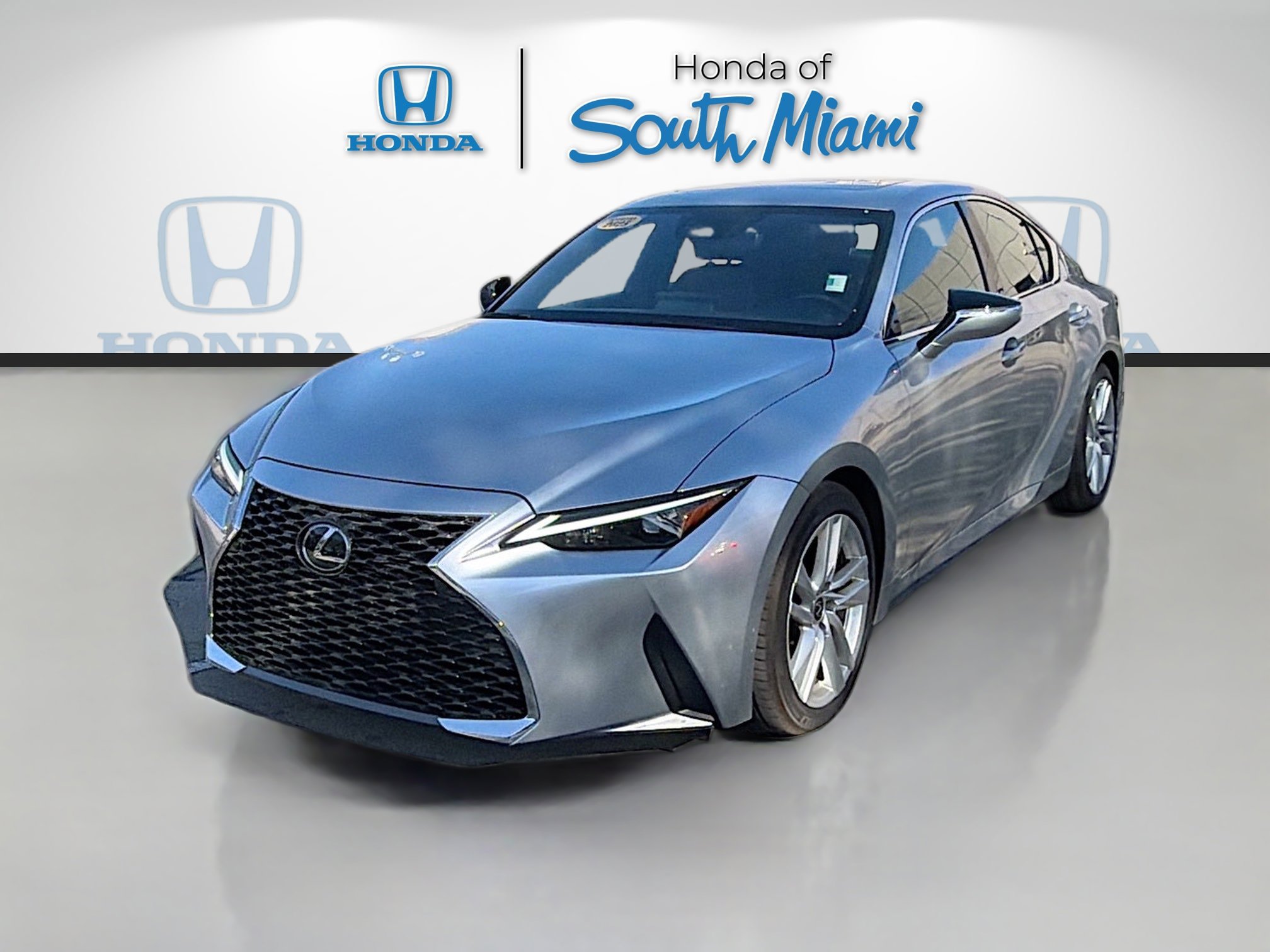 Used 2025 Lexus IS 300 w/ Comfort Package image 3