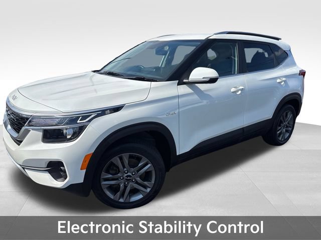 Used 2023 Kia Seltos S w/ Navigation Package AWD/4WD image 10
