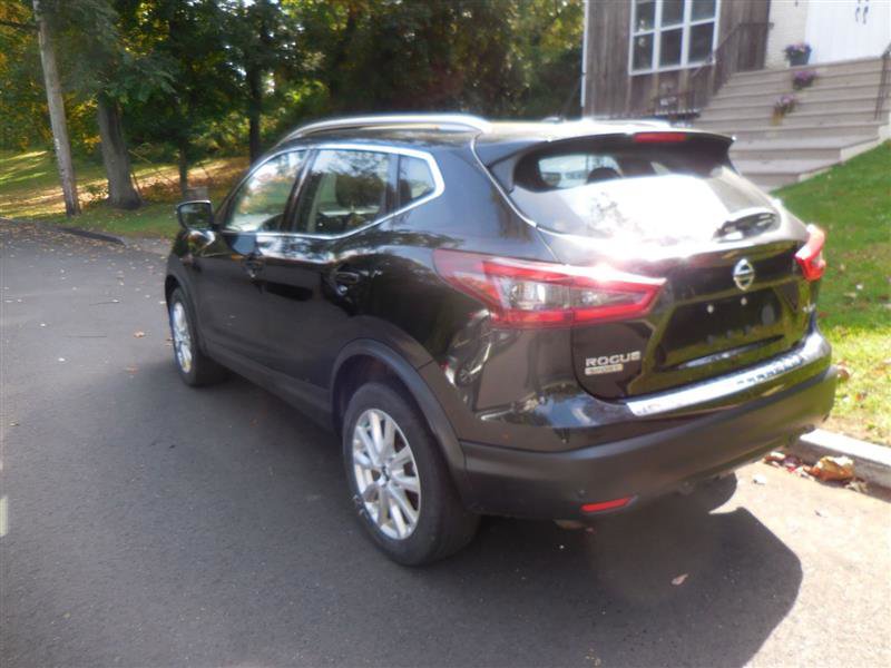 Used 2020 Nissan Rogue Sport SV image 7