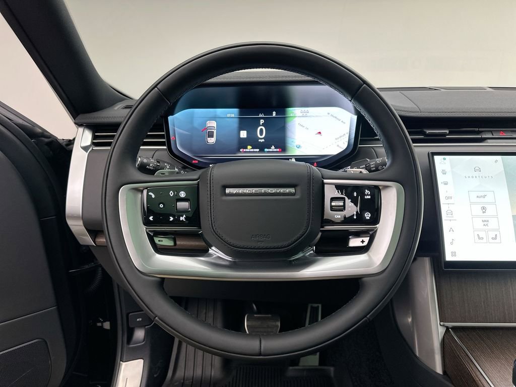 New 2026 Land Rover Range Rover Long Wheelbase SE image 14