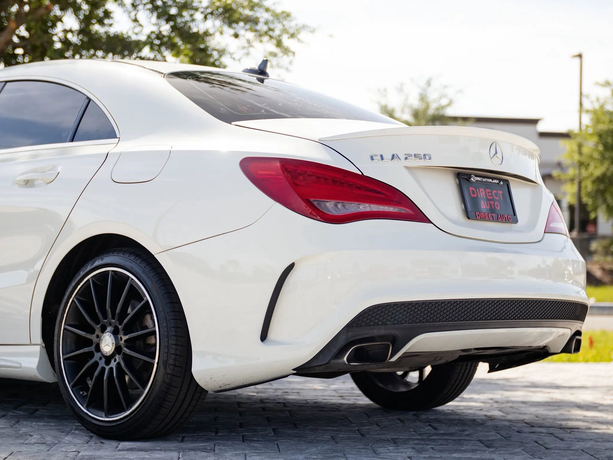 Used 2015 Mercedes-Benz CLA 250 image 13