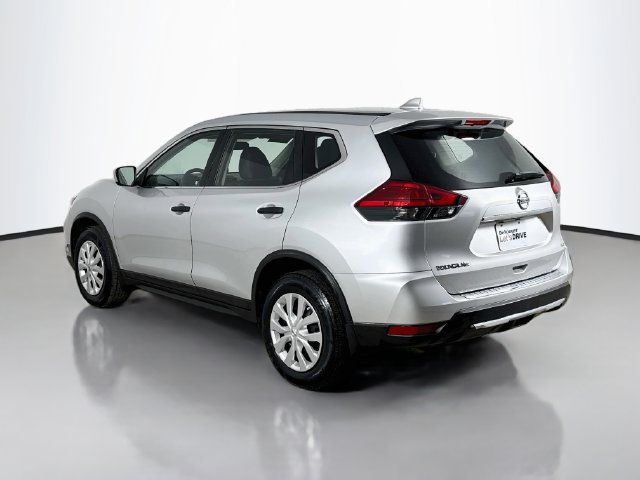 Used 2017 Nissan Rogue S AWD/4WD image 10