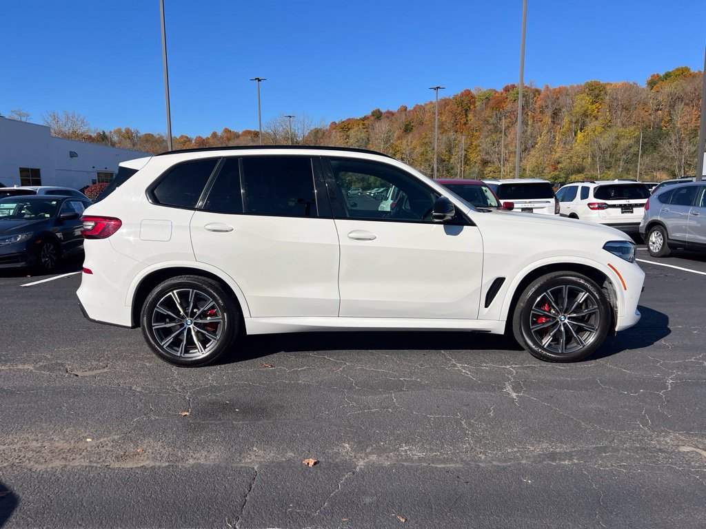 Used 2021 BMW X5 xDrive40i w/ M Sport Package AWD/4WD image 6