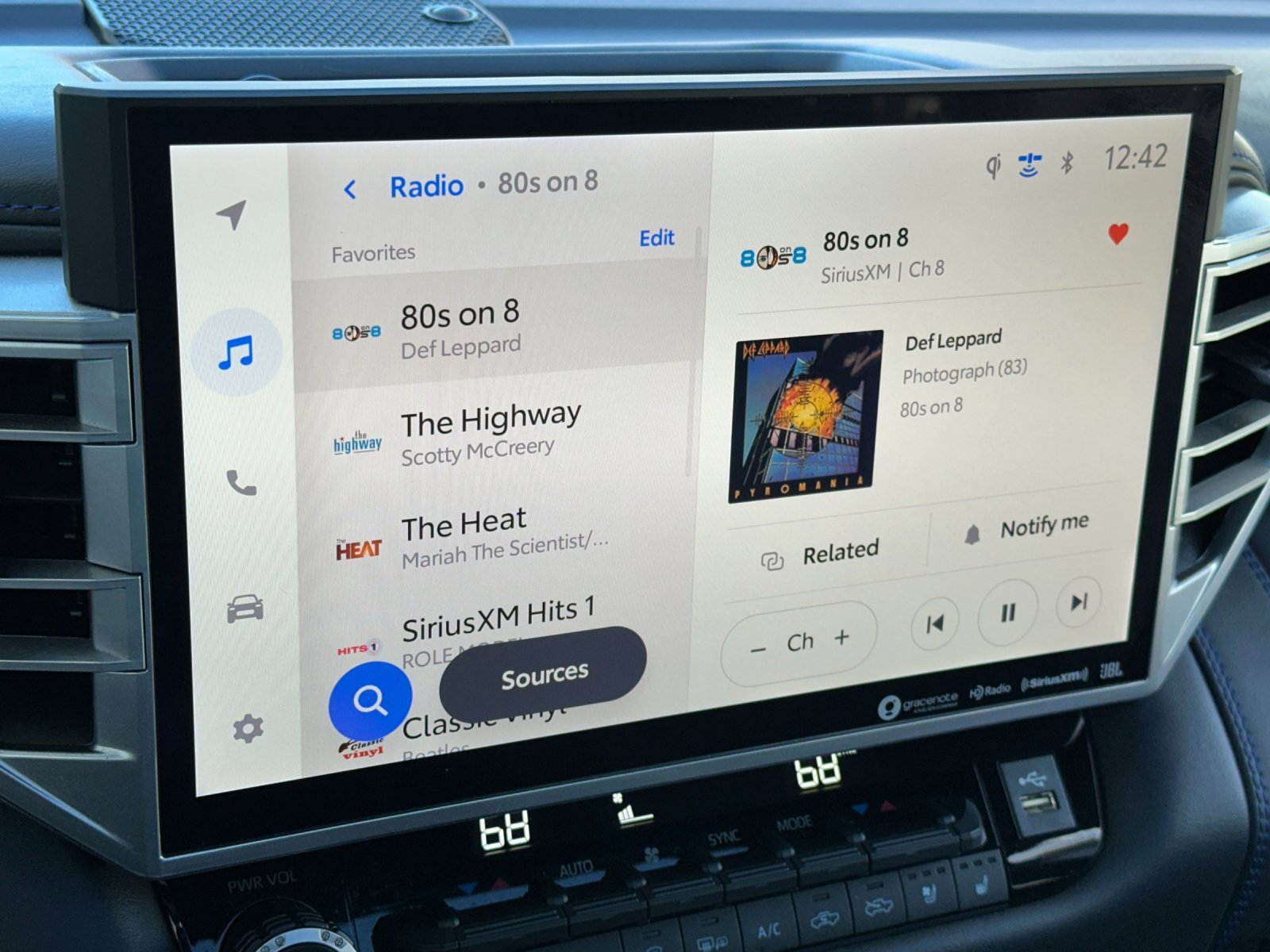 Used 2024 Toyota Tundra Platinum image 20