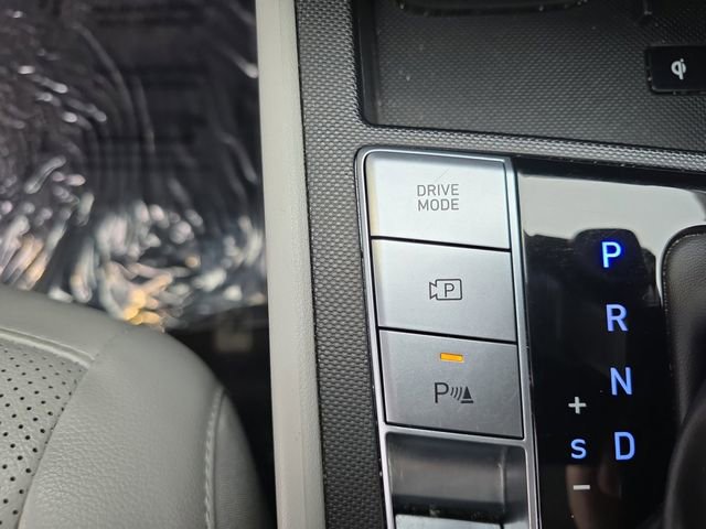 Used 2024 Hyundai Elantra Limited FWD image 30