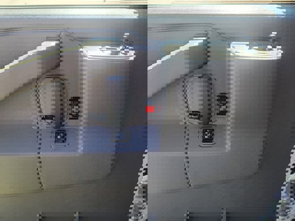 New 2025 GMC Savana 2500 Extended w/ Enhanced Convenience Package image 13